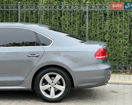 Сірий Фольксваген Пассат, об'ємом двигуна 2.5 л та пробігом 210 тис. км за 9700 $, фото 40 на Automoto.ua