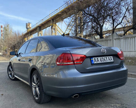 Сірий Фольксваген Пассат, об'ємом двигуна 2.5 л та пробігом 190 тис. км за 11500 $, фото 5 на Automoto.ua