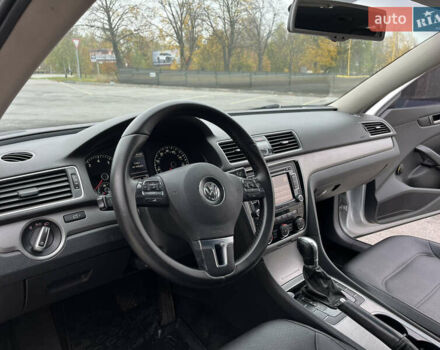 Серый Фольксваген Пассат, объемом двигателя 2.5 л и пробегом 230 тыс. км за 8700 $, фото 23 на Automoto.ua