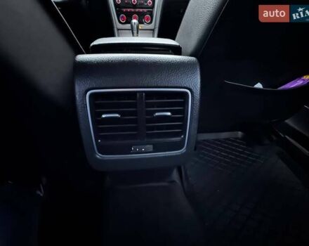 Серый Фольксваген Пассат, объемом двигателя 2.5 л и пробегом 236 тыс. км за 11800 $, фото 35 на Automoto.ua