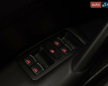 Серый Фольксваген Пассат, объемом двигателя 1.97 л и пробегом 161 тыс. км за 14999 $, фото 28 на Automoto.ua