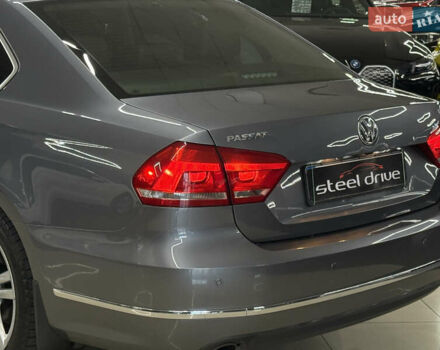 Серый Фольксваген Пассат, объемом двигателя 1.97 л и пробегом 161 тыс. км за 14999 $, фото 14 на Automoto.ua