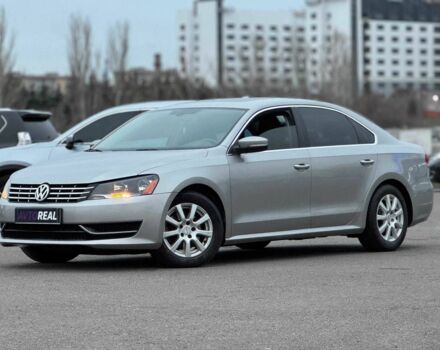 Сірий Фольксваген Пассат, об'ємом двигуна 2.5 л та пробігом 236 тис. км за 11800 $, фото 1 на Automoto.ua