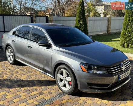 Фольксваген Пассат 2013 в Корсунь-Шевченковском на Automoto.ua Серый Фольксваген Пассат, объемом двигателя 2.5 л и пробегом 156 тыс. км за 10900 $, фото 2 на Automoto.ua