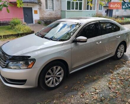 Серый Фольксваген Пассат, объемом двигателя 2.5 л и пробегом 286 тыс. км за 8999 $, фото 5 на Automoto.ua