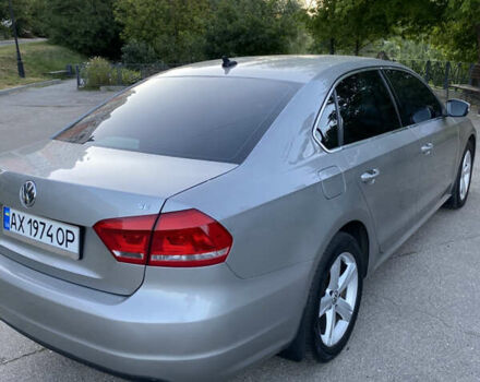 Сірий Фольксваген Пассат, об'ємом двигуна 2.5 л та пробігом 357 тис. км за 11500 $, фото 4 на Automoto.ua