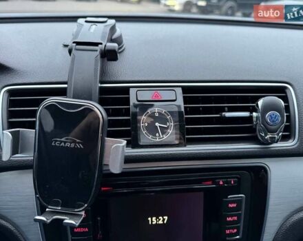 Серый Фольксваген Пассат, объемом двигателя 2.5 л и пробегом 236 тыс. км за 11800 $, фото 24 на Automoto.ua