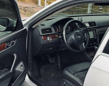Фольксваген Пассат 2013 у Прилуках на Automoto.ua Сірий Фольксваген Пассат, об'ємом двигуна 2 л та пробігом 178 тис. км за 12500 $, фото 29 на Automoto.ua