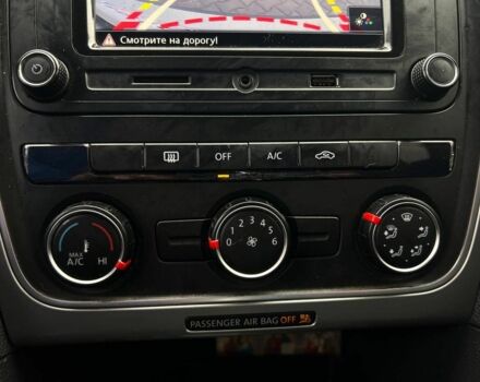 Фольксваген Пассат 2013 в Кривом Роге на Automoto.ua Серый Фольксваген Пассат, объемом двигателя 2.5 л и пробегом 185 тыс. км за 9400 $, фото 11 на Automoto.ua