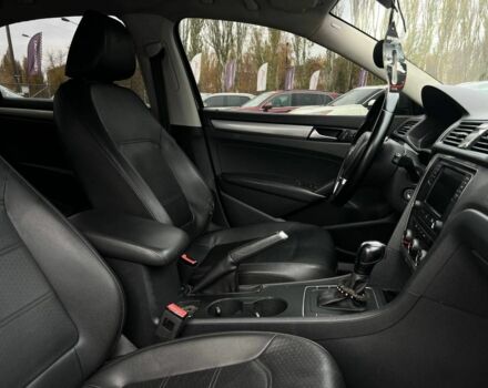 Фольксваген Пассат 2013 в Кривом Роге на Automoto.ua Серый Фольксваген Пассат, объемом двигателя 2.5 л и пробегом 185 тыс. км за 9400 $, фото 12 на Automoto.ua