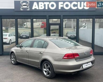 Серый Фольксваген Пассат, объемом двигателя 1.97 л и пробегом 240 тыс. км за 12490 $, фото 7 на Automoto.ua