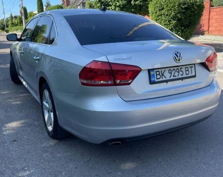 Серый Фольксваген Пассат, объемом двигателя 2.5 л и пробегом 179 тыс. км за 11300 $, фото 6 на Automoto.ua