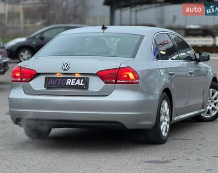 Серый Фольксваген Пассат, объемом двигателя 2.5 л и пробегом 236 тыс. км за 11800 $, фото 41 на Automoto.ua