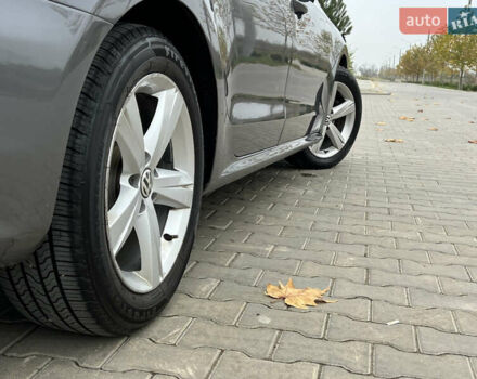 Сірий Фольксваген Пассат, об'ємом двигуна 2.5 л та пробігом 210 тис. км за 9700 $, фото 14 на Automoto.ua