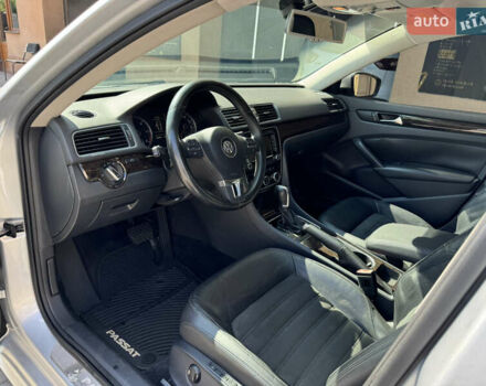 Сірий Фольксваген Пассат, об'ємом двигуна 2 л та пробігом 268 тис. км за 11500 $, фото 14 на Automoto.ua