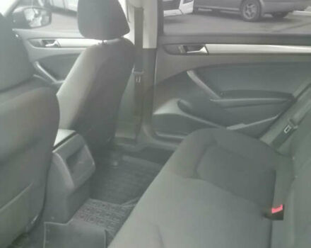 Серый Фольксваген Пассат, объемом двигателя 2.5 л и пробегом 233 тыс. км за 10000 $, фото 7 на Automoto.ua