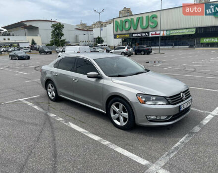 Сірий Фольксваген Пассат, об'ємом двигуна 2.5 л та пробігом 196 тис. км за 10500 $, фото 11 на Automoto.ua