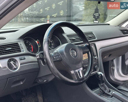 Серый Фольксваген Пассат, объемом двигателя 2.48 л и пробегом 187 тыс. км за 9800 $, фото 13 на Automoto.ua