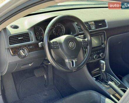 Сірий Фольксваген Пассат, об'ємом двигуна 2 л та пробігом 268 тис. км за 11500 $, фото 15 на Automoto.ua