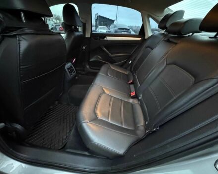 Сірий Фольксваген Пассат, об'ємом двигуна 2.5 л та пробігом 236 тис. км за 11800 $, фото 11 на Automoto.ua