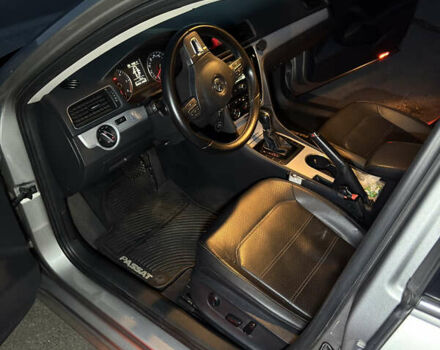 Серый Фольксваген Пассат, объемом двигателя 1.97 л и пробегом 291 тыс. км за 13000 $, фото 16 на Automoto.ua