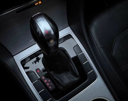 Сірий Фольксваген Пассат, об'ємом двигуна 2.5 л та пробігом 236 тис. км за 11800 $, фото 23 на Automoto.ua