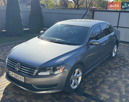 Фольксваген Пассат 2013 в Корсунь-Шевченковском на Automoto.ua Серый Фольксваген Пассат, объемом двигателя 2.5 л и пробегом 156 тыс. км за 10900 $, фото 3 на Automoto.ua