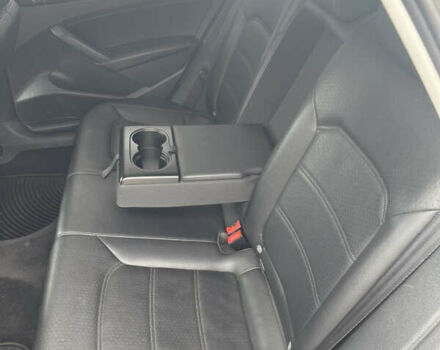 Сірий Фольксваген Пассат, об'ємом двигуна 2.5 л та пробігом 196 тис. км за 10500 $, фото 17 на Automoto.ua