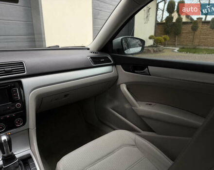 Сірий Фольксваген Пассат, об'ємом двигуна 2 л та пробігом 204 тис. км за 9800 $, фото 33 на Automoto.ua