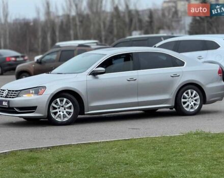 Серый Фольксваген Пассат, объемом двигателя 2.5 л и пробегом 236 тыс. км за 11800 $, фото 4 на Automoto.ua