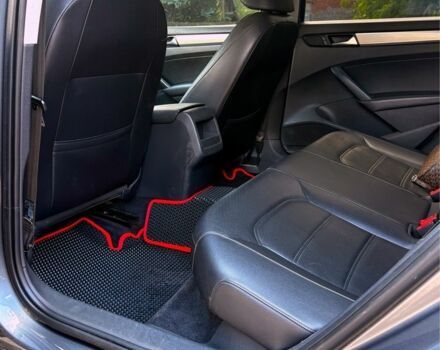 Сірий Фольксваген Пассат, об'ємом двигуна 2.5 л та пробігом 155 тис. км за 9400 $, фото 8 на Automoto.ua