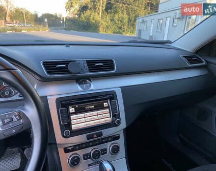 Серый Фольксваген Пассат, объемом двигателя 2 л и пробегом 180 тыс. км за 12500 $, фото 38 на Automoto.ua