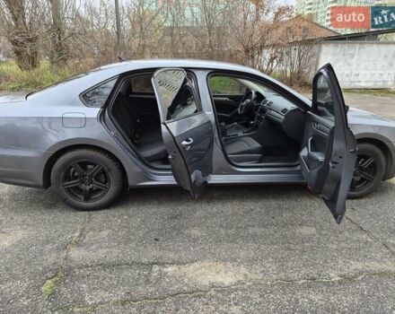 Серый Фольксваген Пассат, объемом двигателя 1.8 л и пробегом 161 тыс. км за 10700 $, фото 4 на Automoto.ua