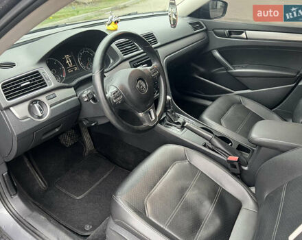 Сірий Фольксваген Пассат, об'ємом двигуна 1.97 л та пробігом 177 тис. км за 11800 $, фото 11 на Automoto.ua