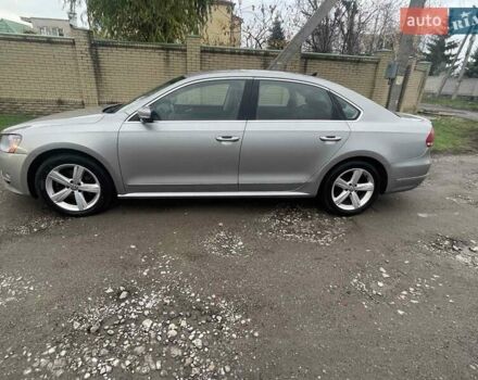 Серый Фольксваген Пассат, объемом двигателя 2.5 л и пробегом 124 тыс. км за 12500 $, фото 12 на Automoto.ua