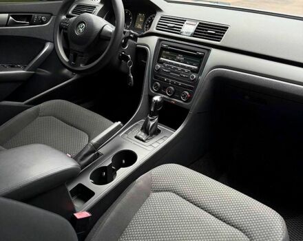 Сірий Фольксваген Пассат, об'ємом двигуна 2.5 л та пробігом 240 тис. км за 7600 $, фото 7 на Automoto.ua