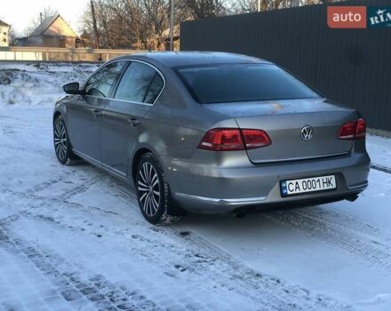 Серый Фольксваген Пассат, объемом двигателя 1.97 л и пробегом 350 тыс. км за 13000 $, фото 5 на Automoto.ua