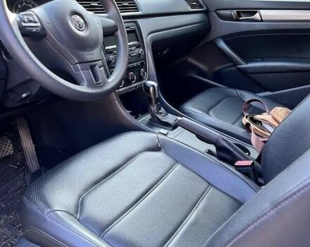 Серый Фольксваген Пассат, объемом двигателя 2.48 л и пробегом 140 тыс. км за 11700 $, фото 5 на Automoto.ua