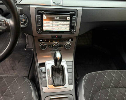 Серый Фольксваген Пассат, объемом двигателя 1.98 л и пробегом 215 тыс. км за 12900 $, фото 16 на Automoto.ua