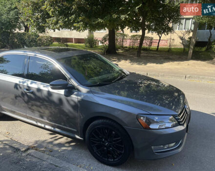 Фольксваген Пассат 2013 в Львове на Automoto.ua Серый Фольксваген Пассат, объемом двигателя 2 л и пробегом 175 тыс. км за 11900 $, фото 7 на Automoto.ua