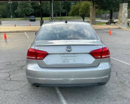 Серый Фольксваген Пассат, объемом двигателя 2 л и пробегом 85 тыс. км за 2300 $, фото 5 на Automoto.ua