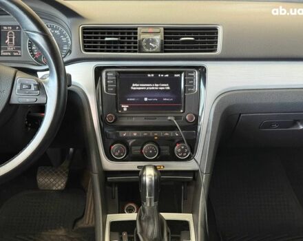 Серый Фольксваген Пассат, объемом двигателя 2.5 л и пробегом 217 тыс. км за 10640 $, фото 20 на Automoto.ua