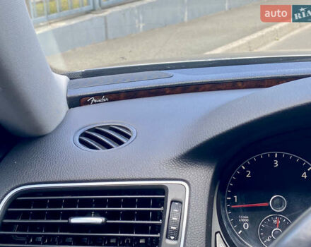 Сірий Фольксваген Пассат, об'ємом двигуна 2 л та пробігом 237 тис. км за 13000 $, фото 12 на Automoto.ua