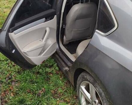 Серый Фольксваген Пассат, объемом двигателя 2.5 л и пробегом 210 тыс. км за 4200 $, фото 6 на Automoto.ua