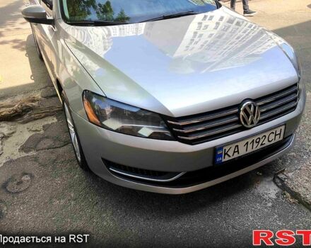 Серый Фольксваген Пассат, объемом двигателя 1.8 л и пробегом 220 тыс. км за 12500 $, фото 1 на Automoto.ua