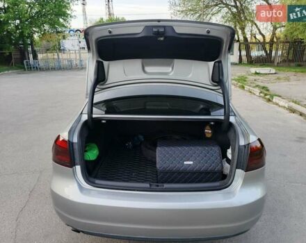 Серый Фольксваген Пассат, объемом двигателя 2.49 л и пробегом 130 тыс. км за 10500 $, фото 4 на Automoto.ua