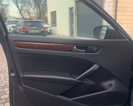 Сірий Фольксваген Пассат, об'ємом двигуна 2.5 л та пробігом 284 тис. км за 10300 $, фото 6 на Automoto.ua