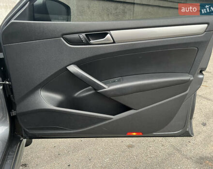 Сірий Фольксваген Пассат, об'ємом двигуна 1.97 л та пробігом 177 тис. км за 11800 $, фото 23 на Automoto.ua