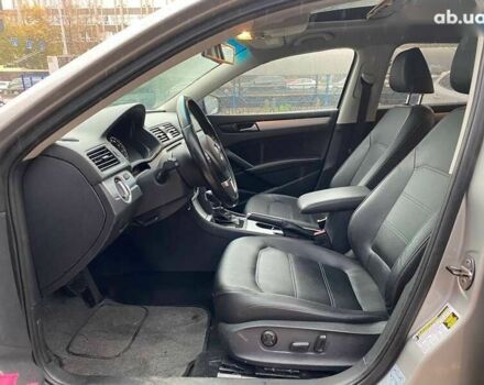 Сірий Фольксваген Пассат, об'ємом двигуна 2.5 л та пробігом 156 тис. км за 9500 $, фото 13 на Automoto.ua