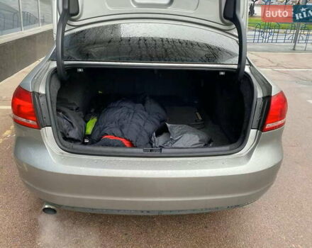 Сірий Фольксваген Пассат, об'ємом двигуна 2.5 л та пробігом 156 тис. км за 8999 $, фото 11 на Automoto.ua